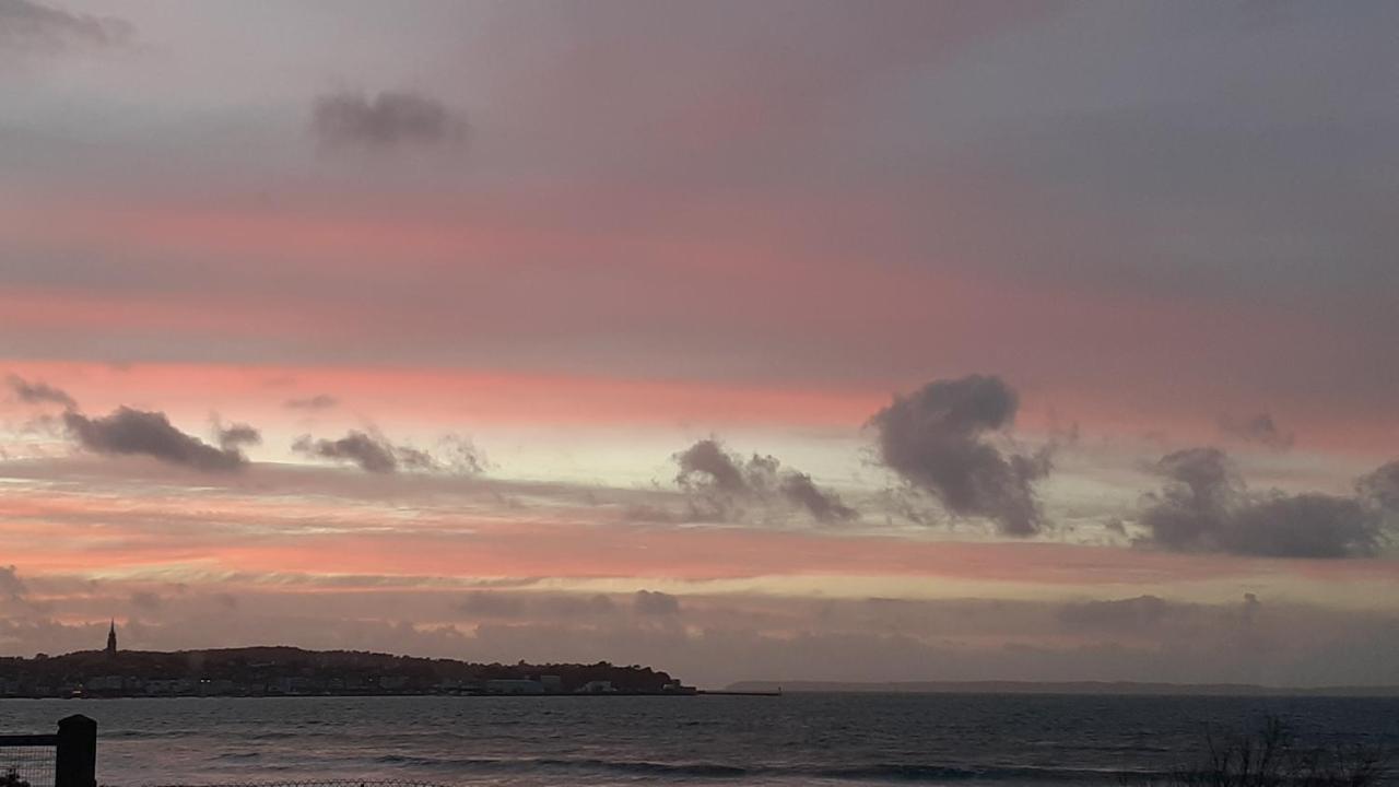 Izella Bed & Breakfast Douarnenez Exterior photo